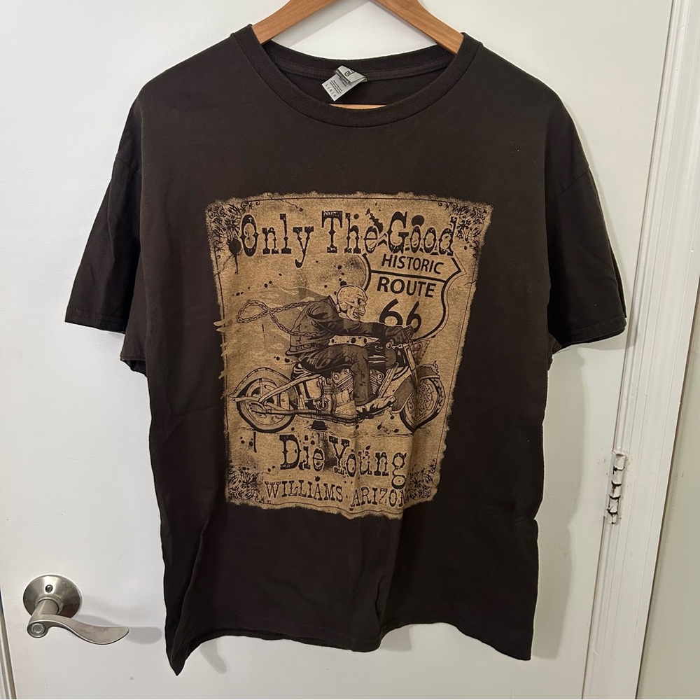 NWOT Gildan Chocolate Brown Route 66 Only the Good Die Young Graphic T-Shirt